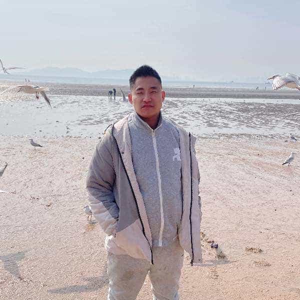 31岁岁山东单身帅哥 - 信阳吉缘网