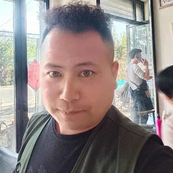 35岁岁山东单身帅哥 - 信阳吉缘网