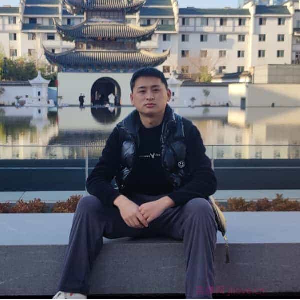 31岁岁湖北单身帅哥 - 信阳吉缘网